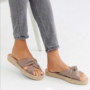 ASOS DESIGN Jolly Mule Espadrille
